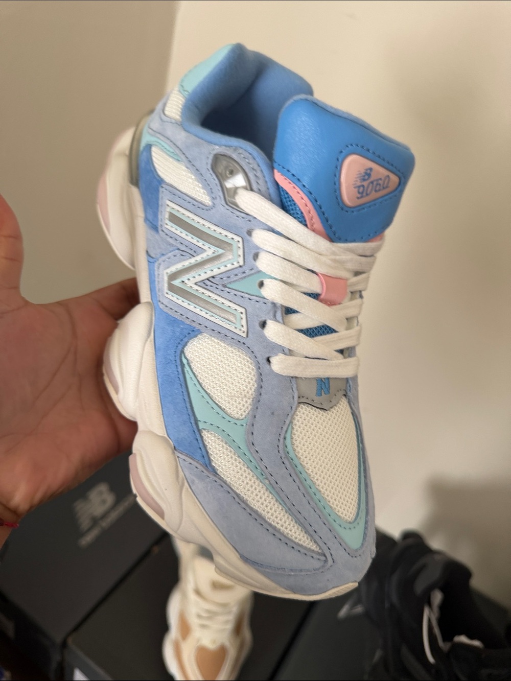 New Balance Kids Blue, White & Light Pink 9060 Sneaker